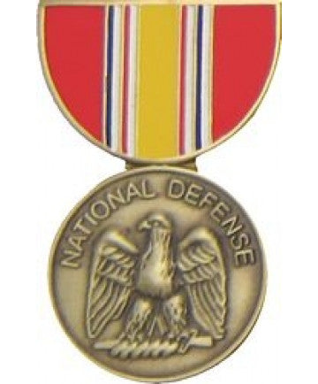 National Defense Service Pin (1 1/8 inch)