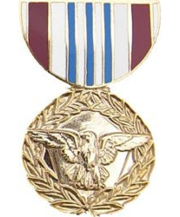Defense Meritorious Service Pin  (1 1/8 inch)
